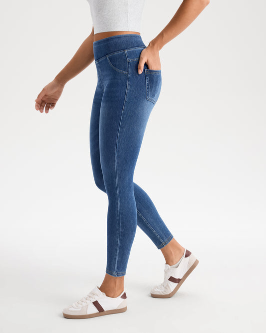 Stretch Pull-on Skinny Jeans